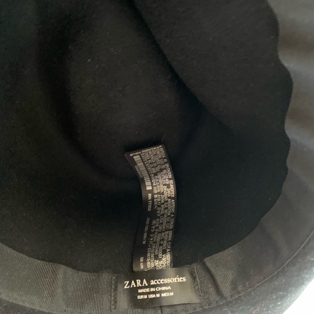 Zara hat - Picture 2 of 2